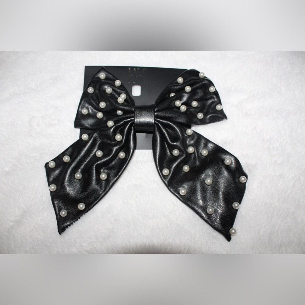 INC International Concepts Studded Leather Bow Hair Clip (Black) - Picture 1 of 1